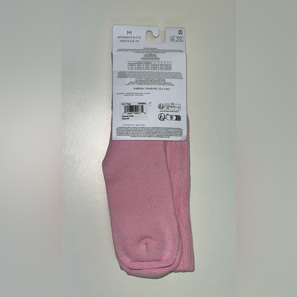 ALO Yoga Vibrant Pink Unisex Scrunch Socks - Picture 4 of 5